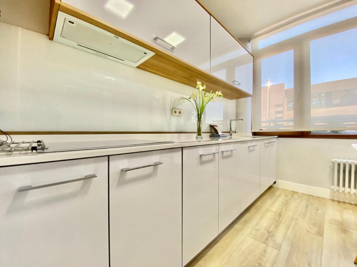 Charming La Casa De La Castellana Apartment Madrid Exterior photo
